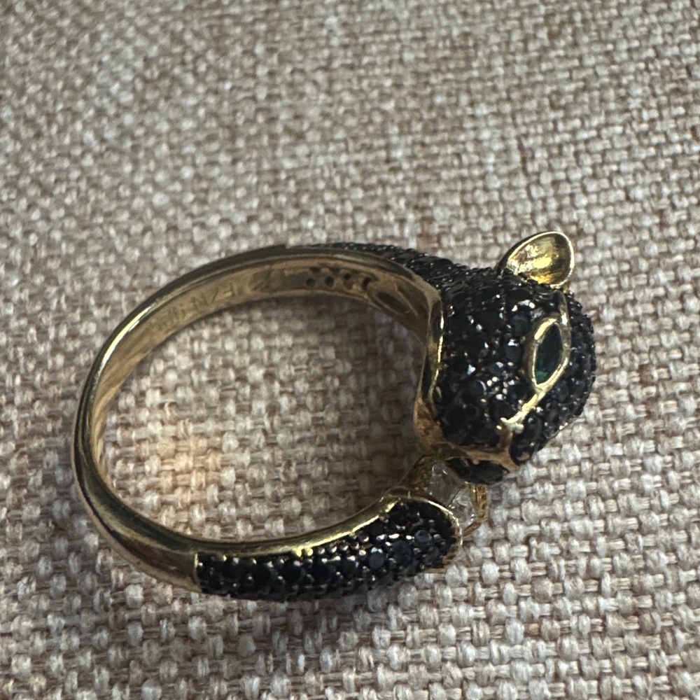 Gold-Tone Black Panther Ring with Green Eyes - Brand Unspecified - Picture 5 of 5